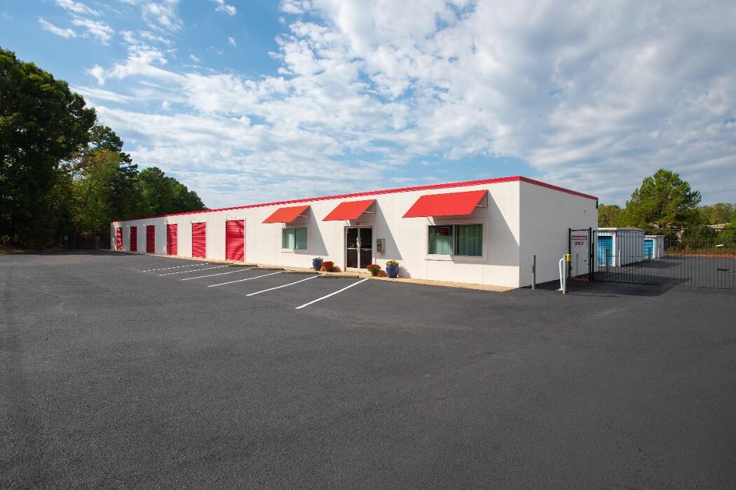 Images Superior Storage - Stutts Road