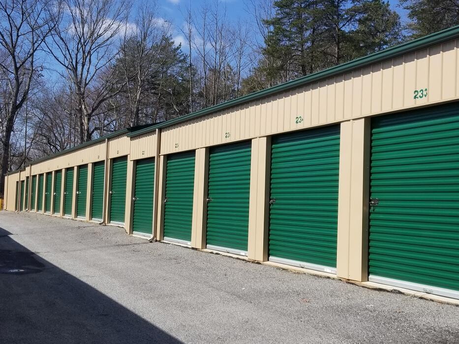 Images Superior Storage - Elkin