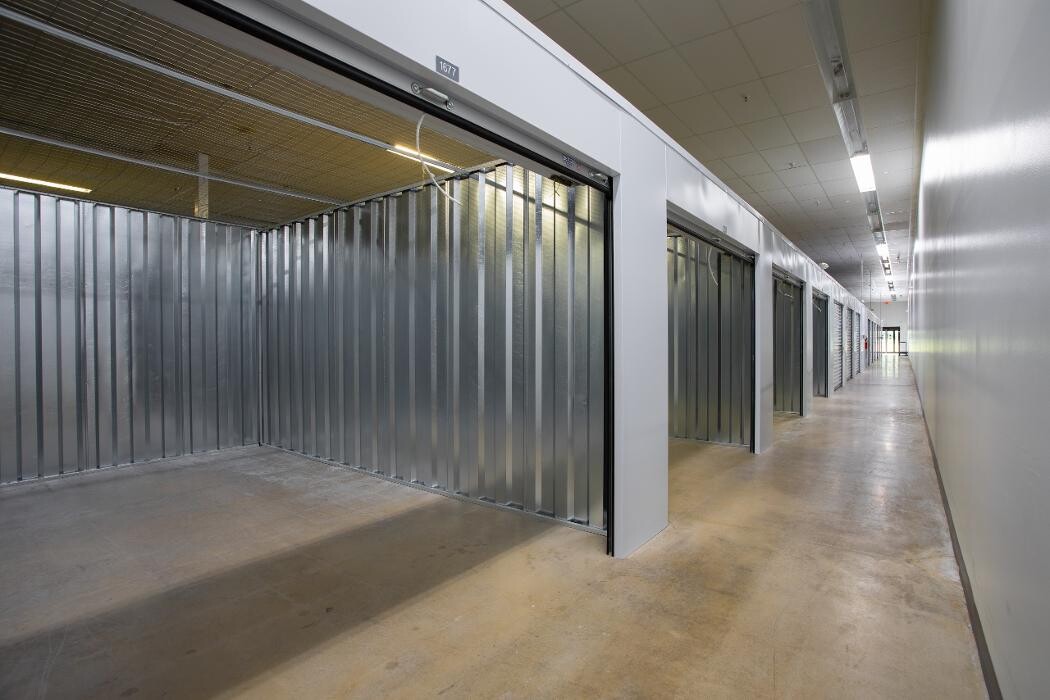 Images Superior Storage - Salisbury