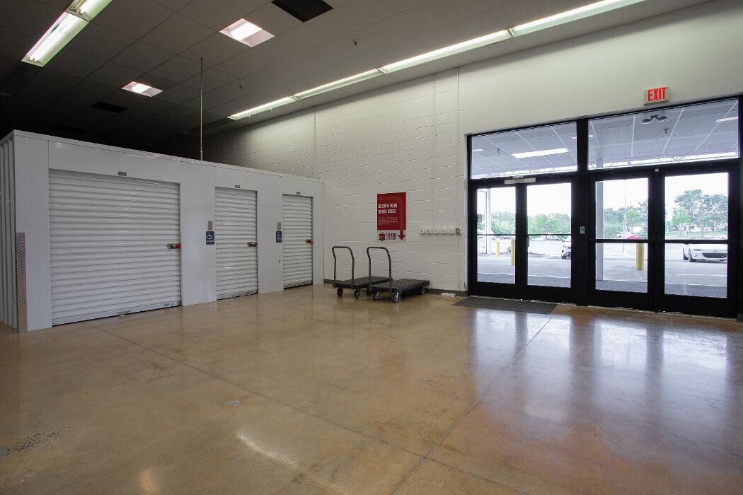 Images Superior Storage - Salisbury