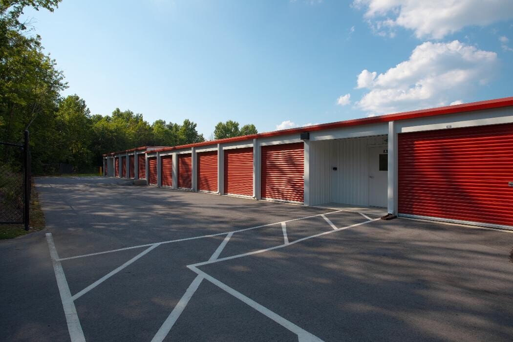 Images Superior Storage - Salisbury