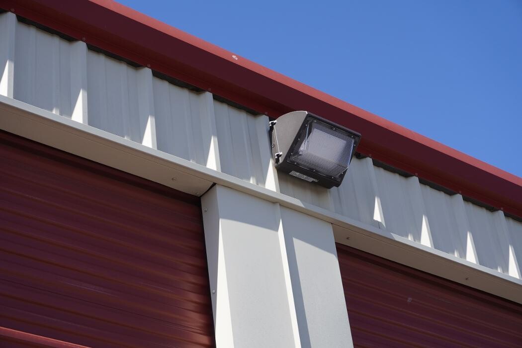 Images Superior Storage - Rogers
