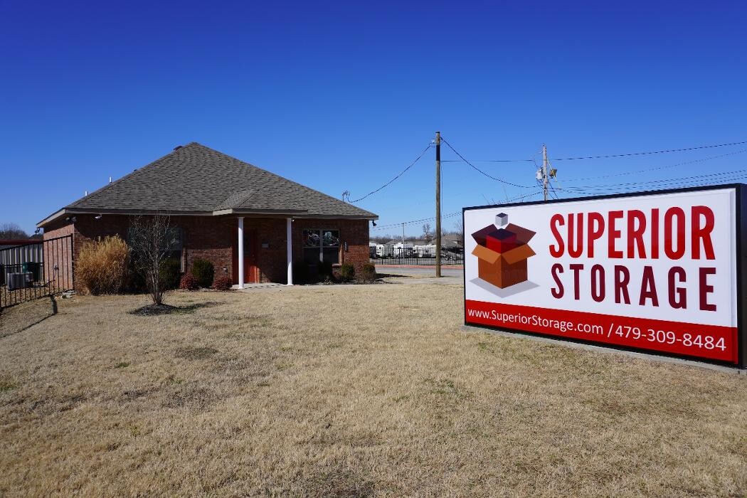 Images Superior Storage - Rogers