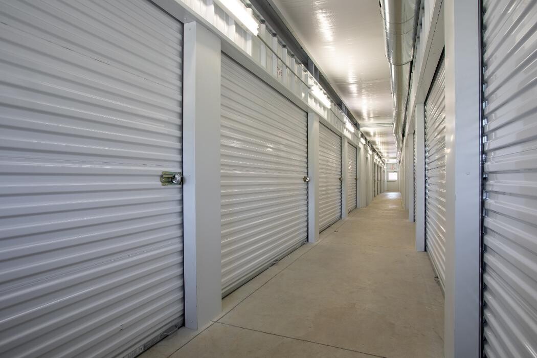 Images Superior Storage - Rogers