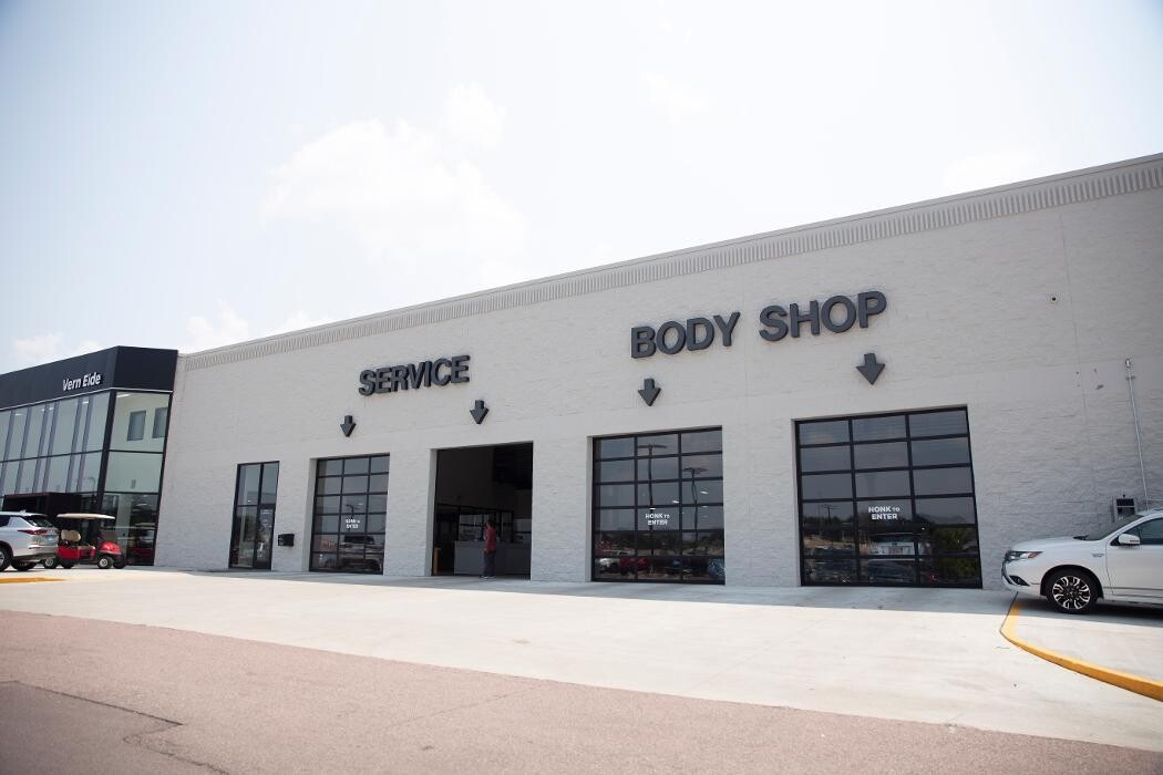 Images Vern Eide Body Shop