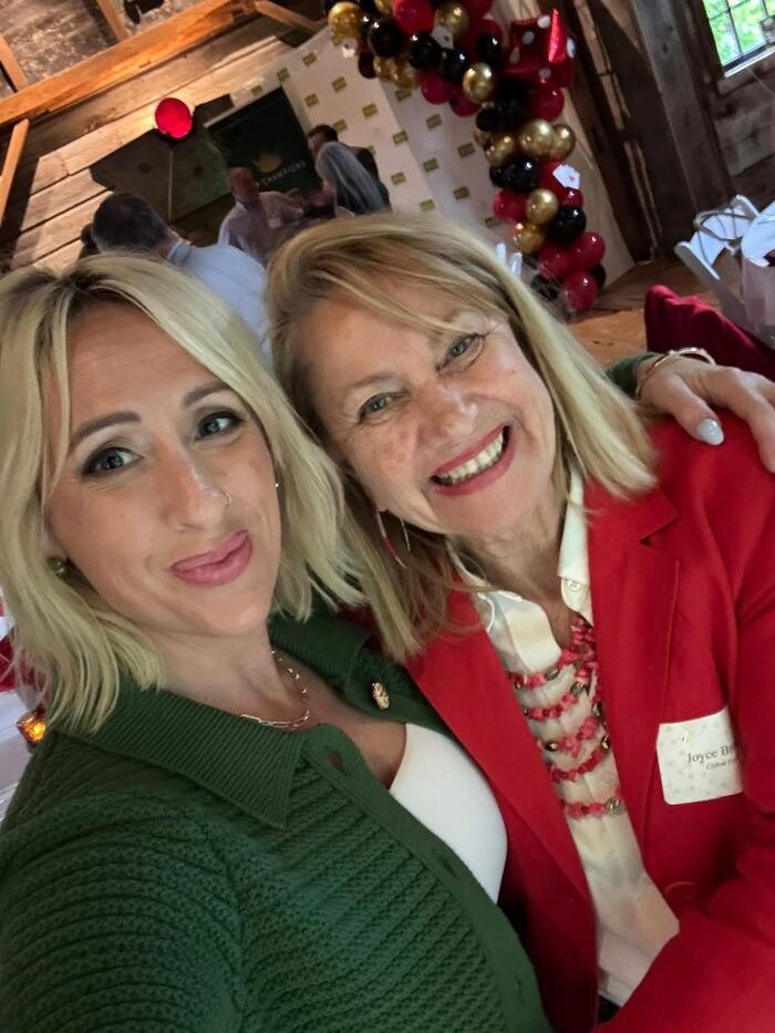 Images Red Dog Realty NY