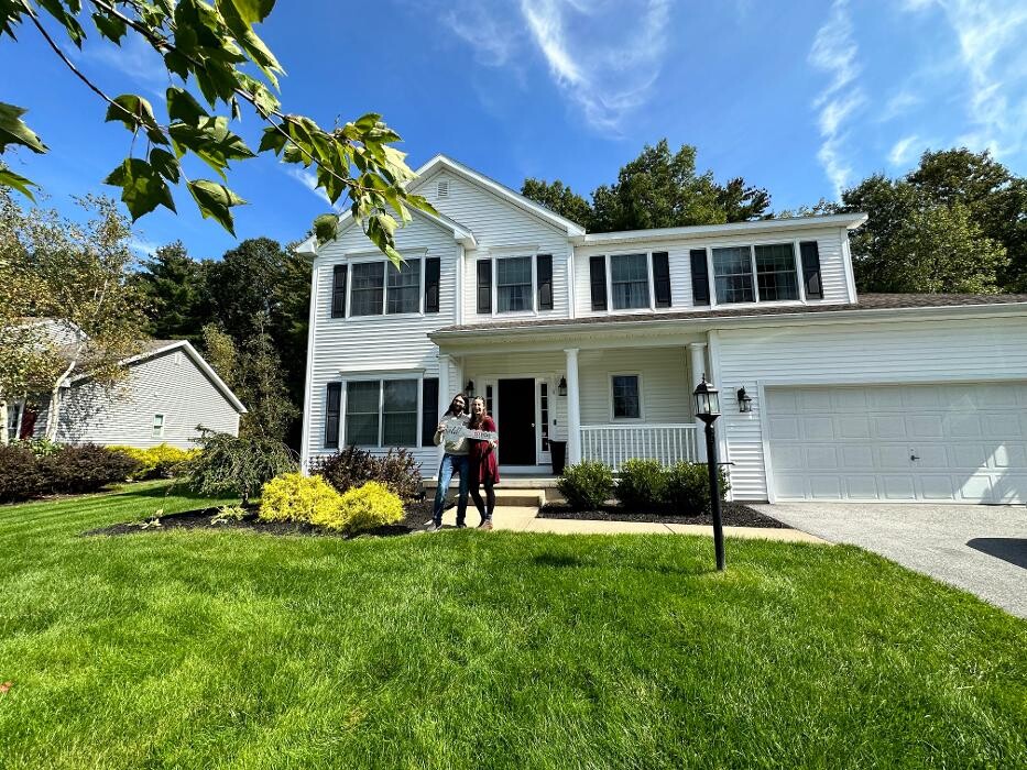 Images Red Dog Realty NY
