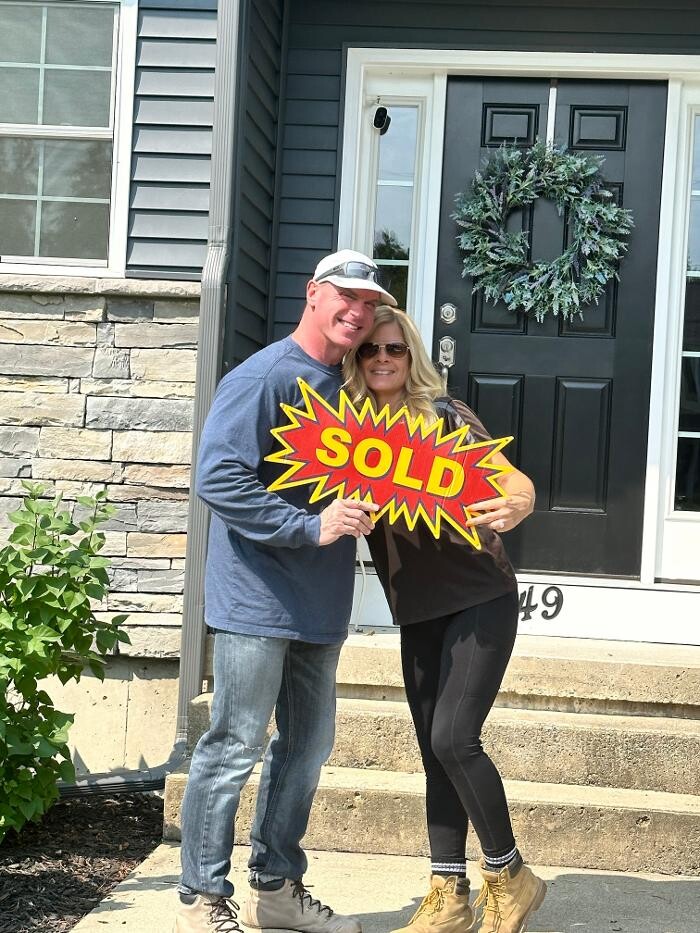 Images Red Dog Realty NY