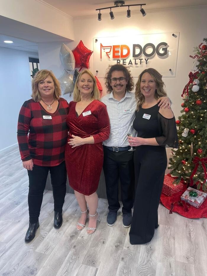 Images Red Dog Realty NY