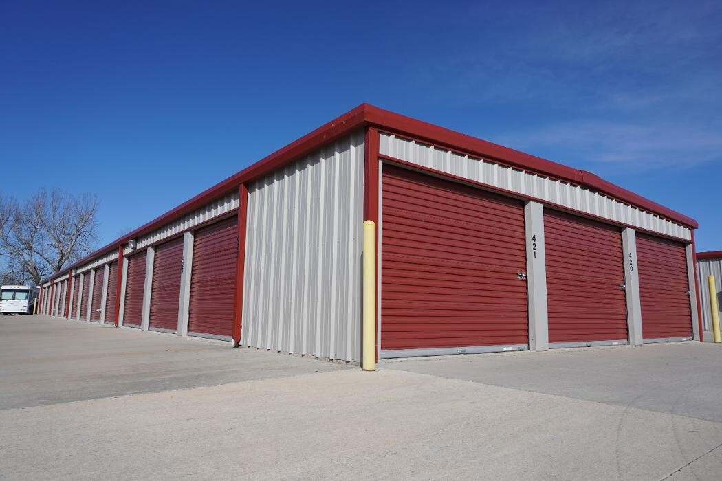 Images Superior Storage - Farmington