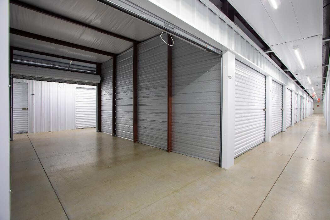 Images Superior Storage - Farmington
