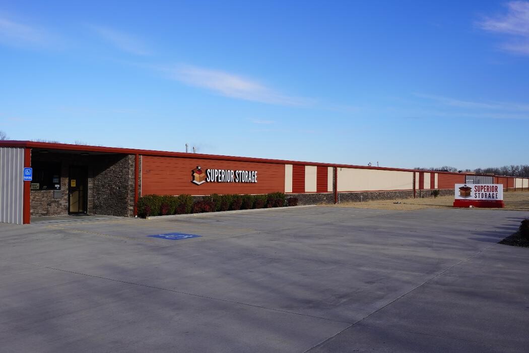 Images Superior Storage - Farmington