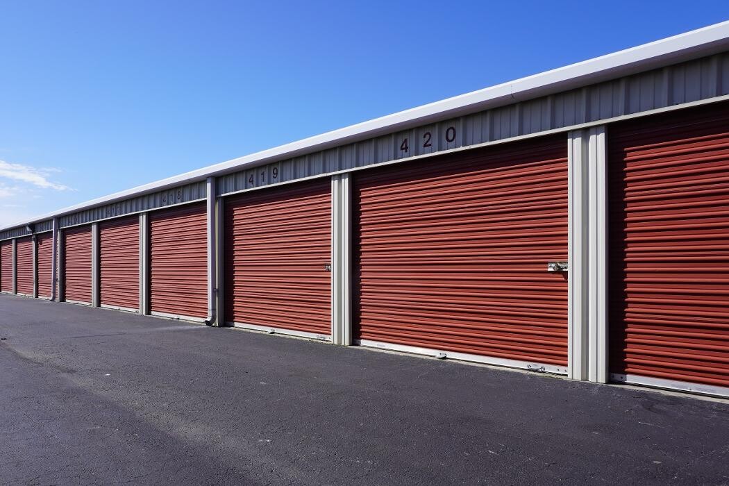 Images Superior Storage - Pleasant 1