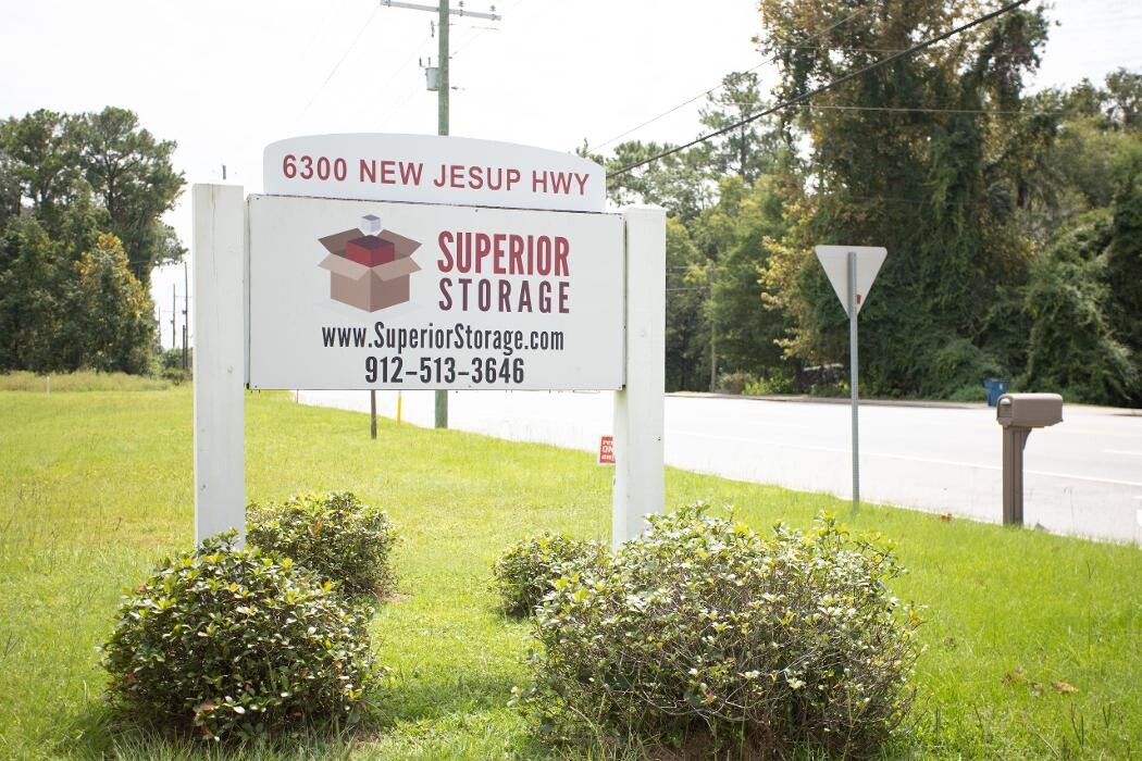 Images Superior Storage - Brunswick