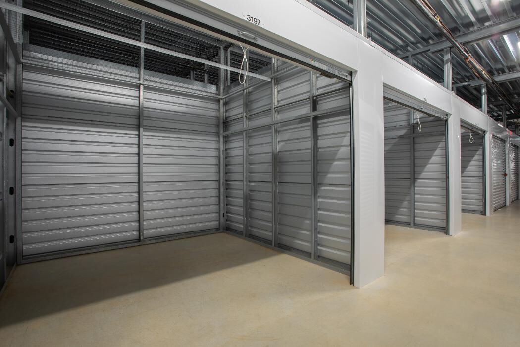 Images Superior Storage - Canton