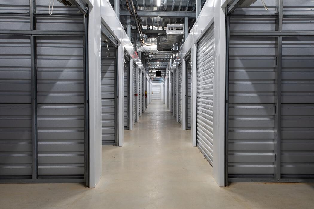 Images Superior Storage - Canton