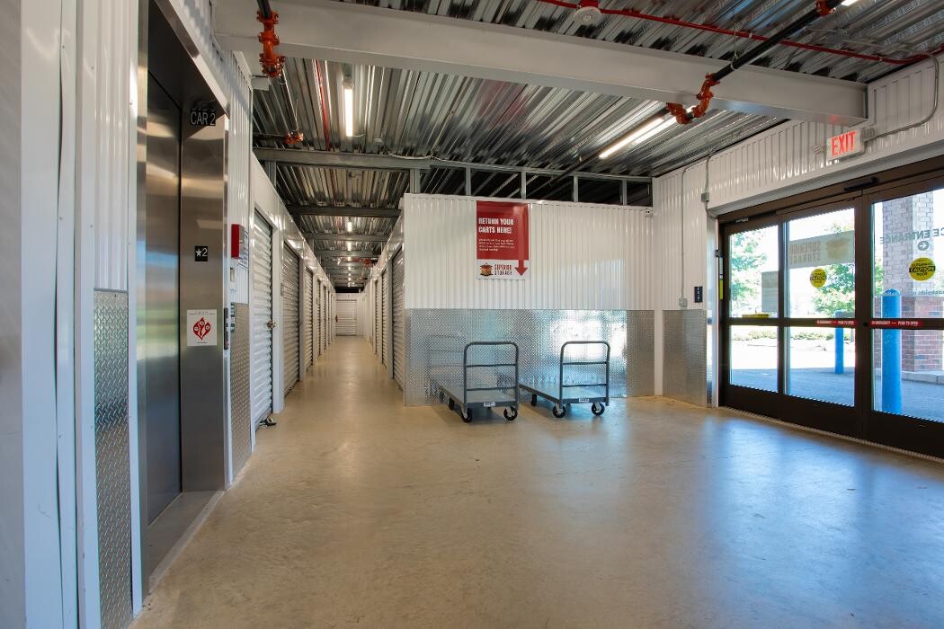 Images Superior Storage - Canton