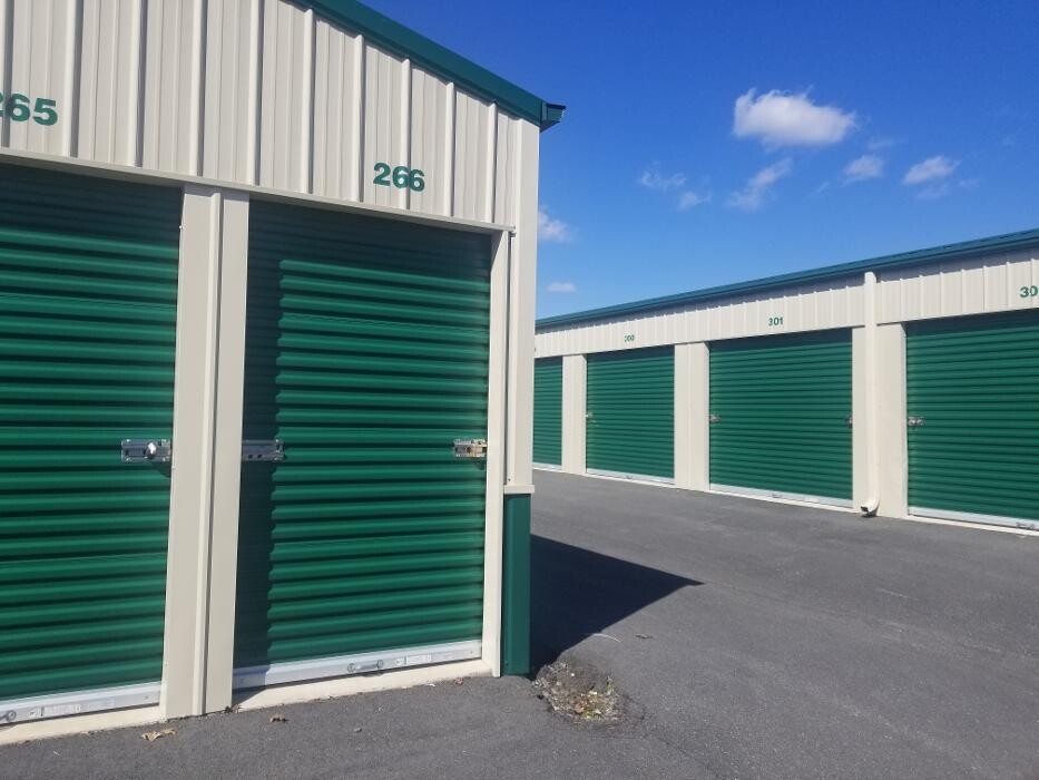 Images Superior Storage - King