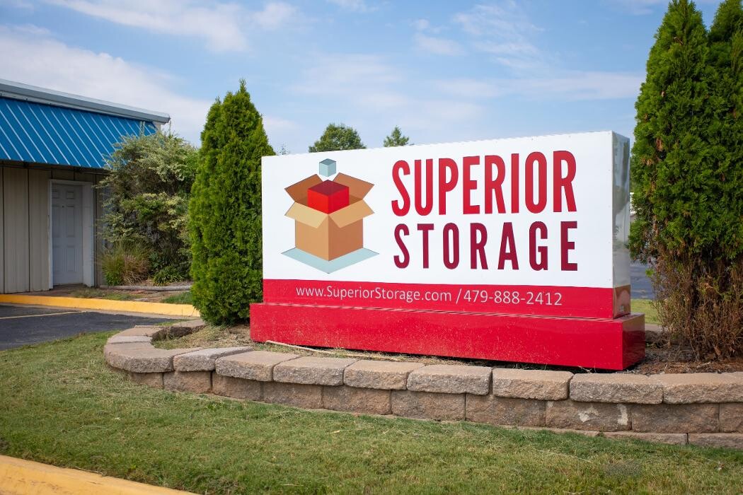 Images Superior Storage - Pleasant 2