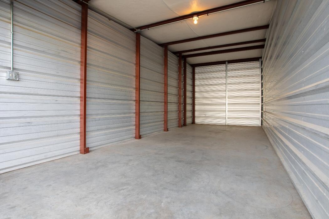 Images Superior Storage - Pleasant 2