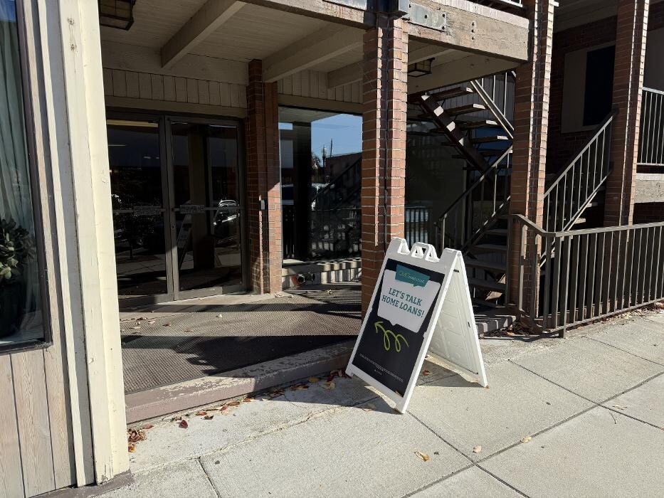 Images Blake Engle - CMG Home Loans