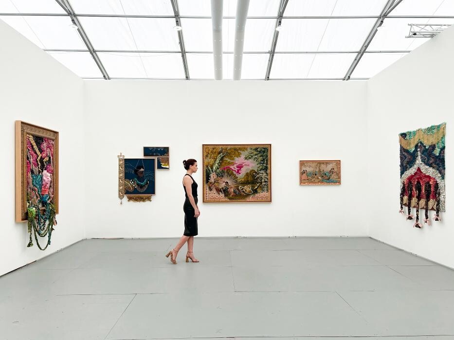 Images K Contemporary