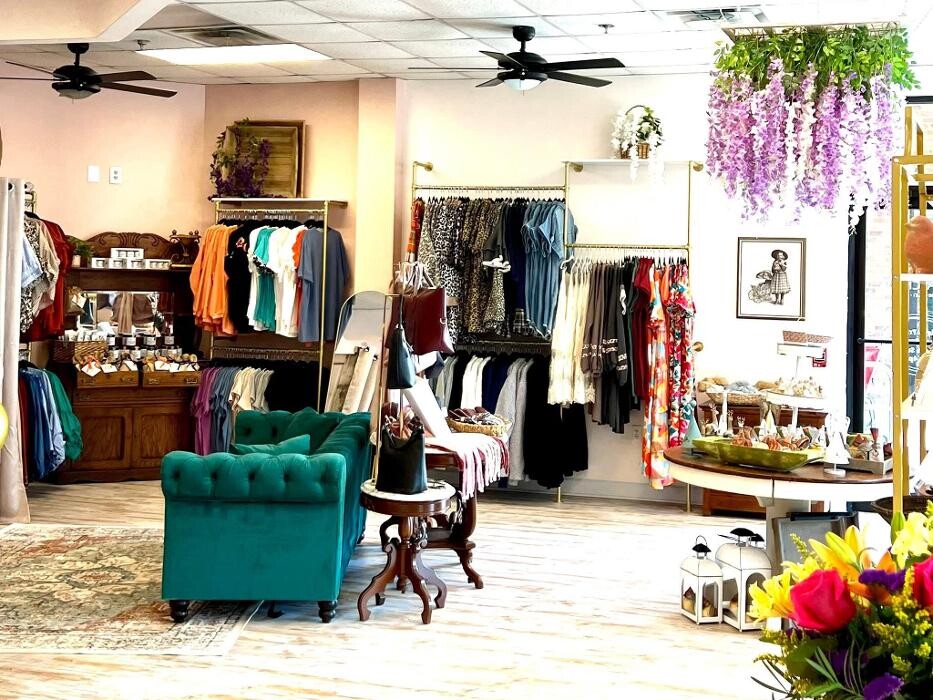 SunCatchers Boutique - Sun - Spa Midland Logo