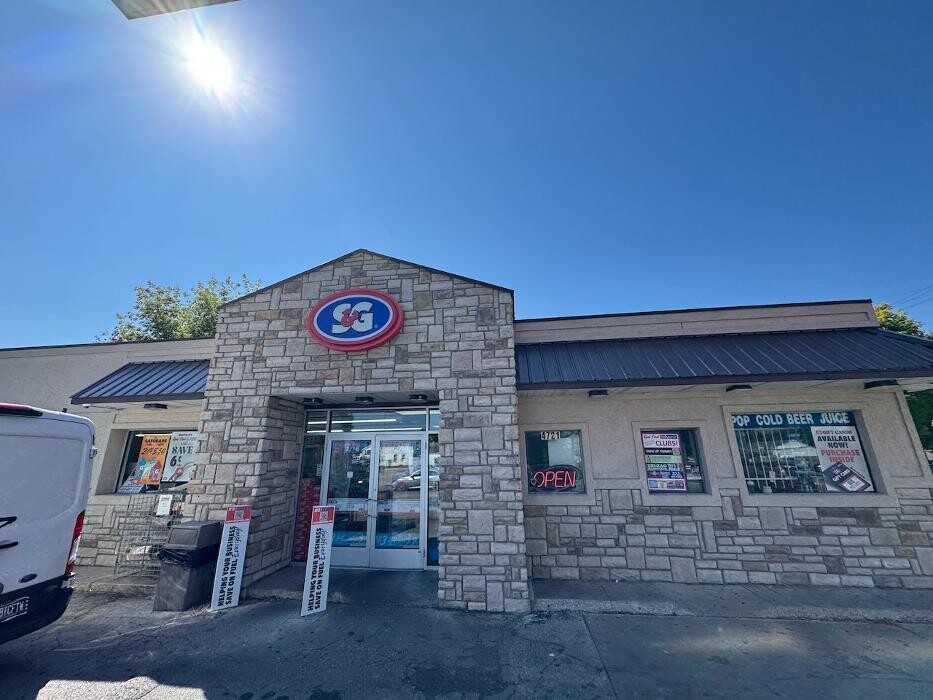 Images CoinFlip Bitcoin ATM - S&G #47 (Toledo)