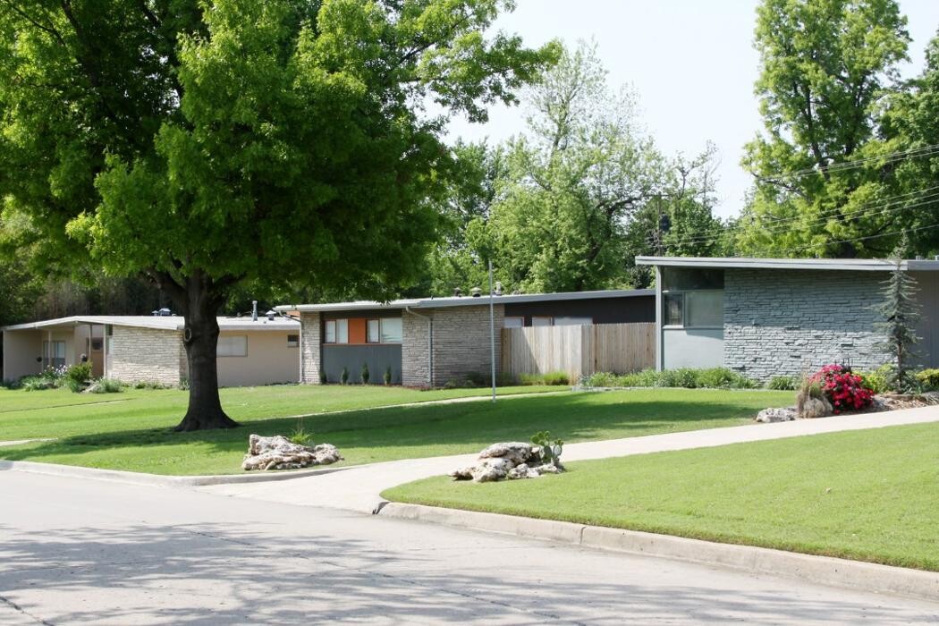 Images FOREVER Exteriors