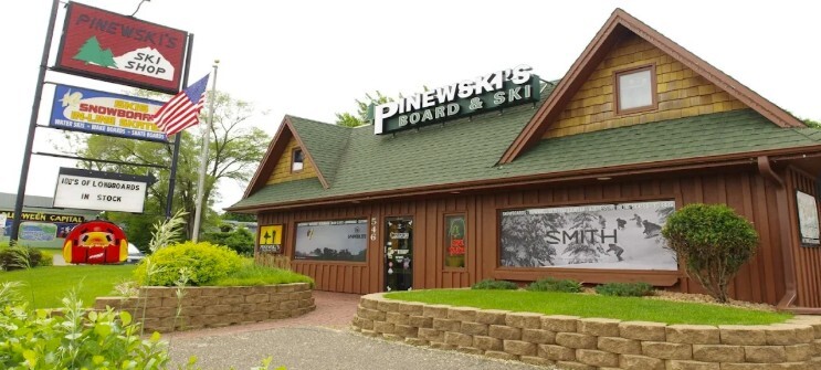 Images Pinewski's Ski & Board Shop