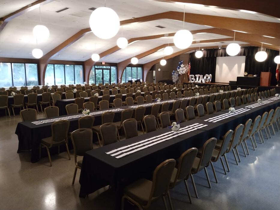 Images Venue on Lake Lily / Maitland Civic Center