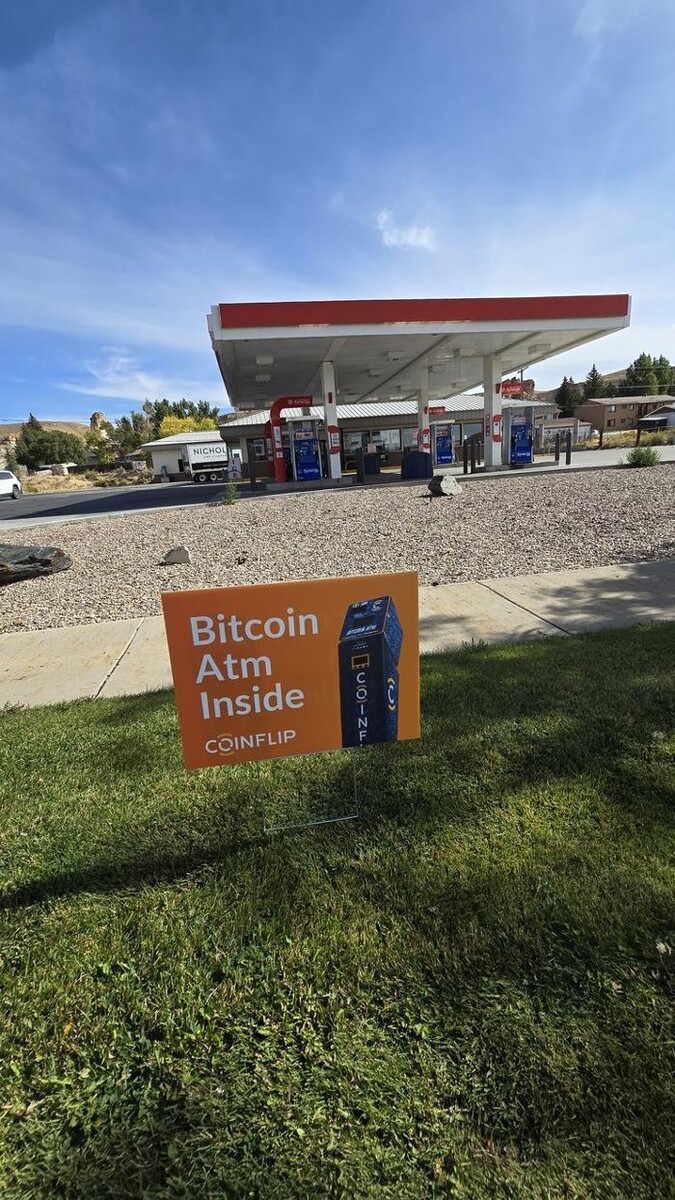 Images CoinFlip Bitcoin ATM - Alta Convenience (Green River)