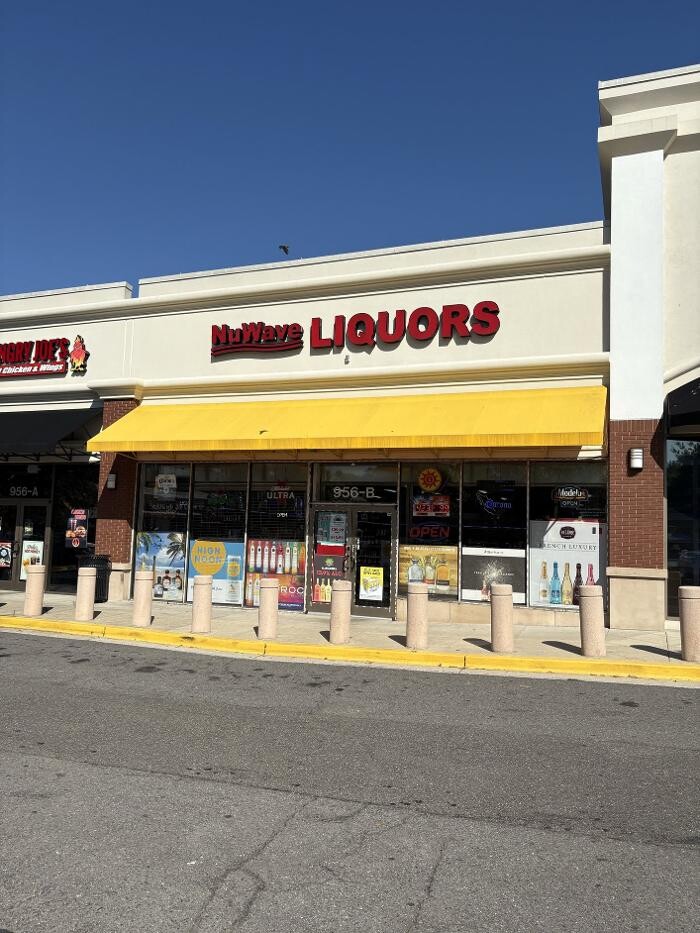 Images CoinFlip Bitcoin ATM - Nuwave Liquors (Fort Washington)