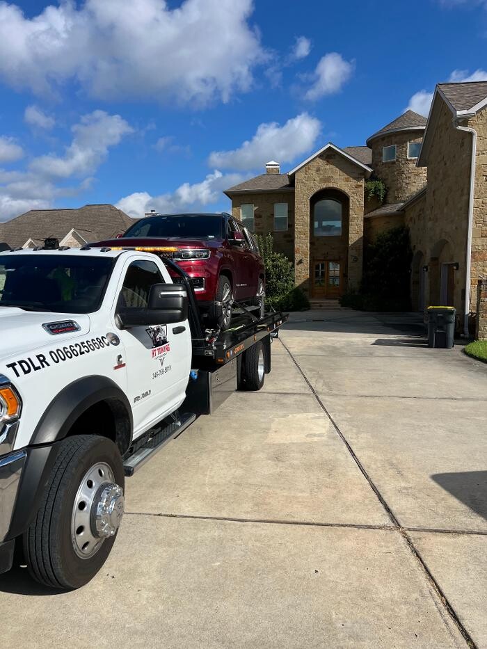Images HT Towing and Transport