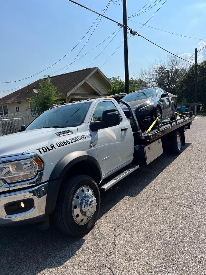 Images HT Towing and Transport