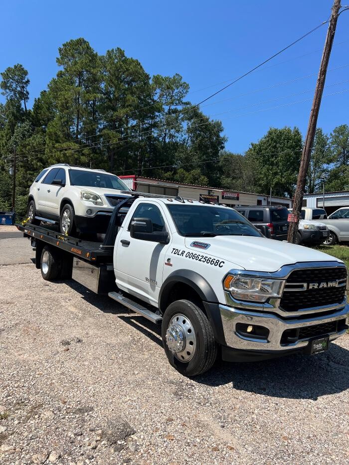 Images HT Towing and Transport