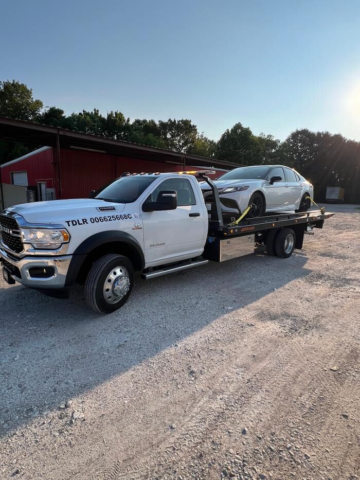Images HT Towing and Transport