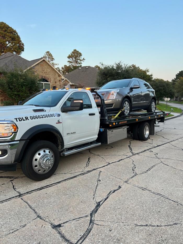 Images HT Towing and Transport