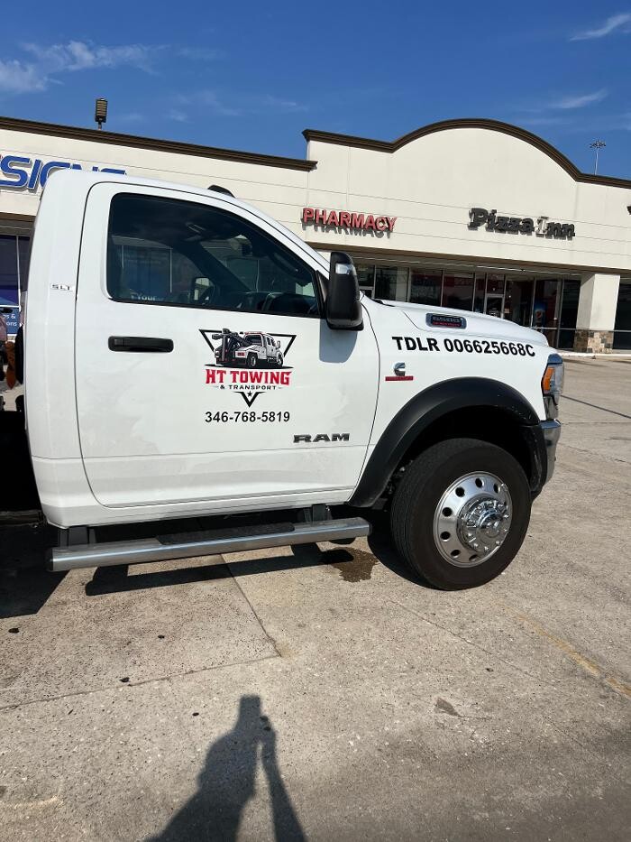 Images HT Towing and Transport