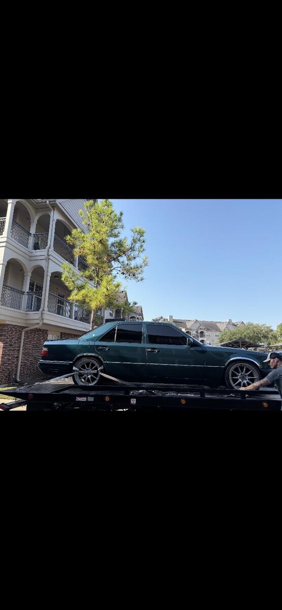 Images HT Towing and Transport