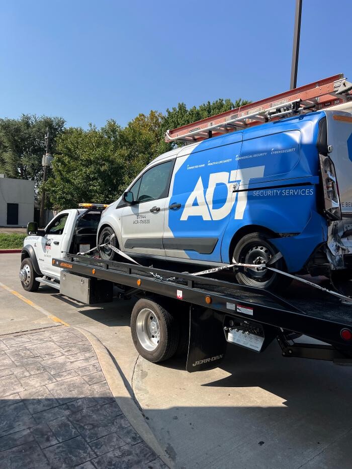 Images HT Towing and Transport