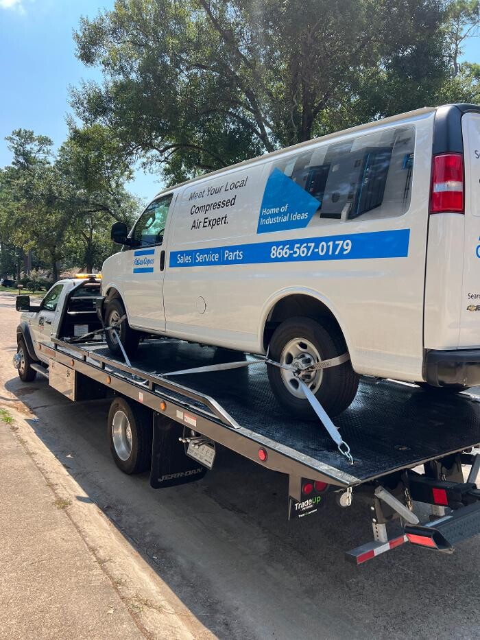 Images HT Towing and Transport