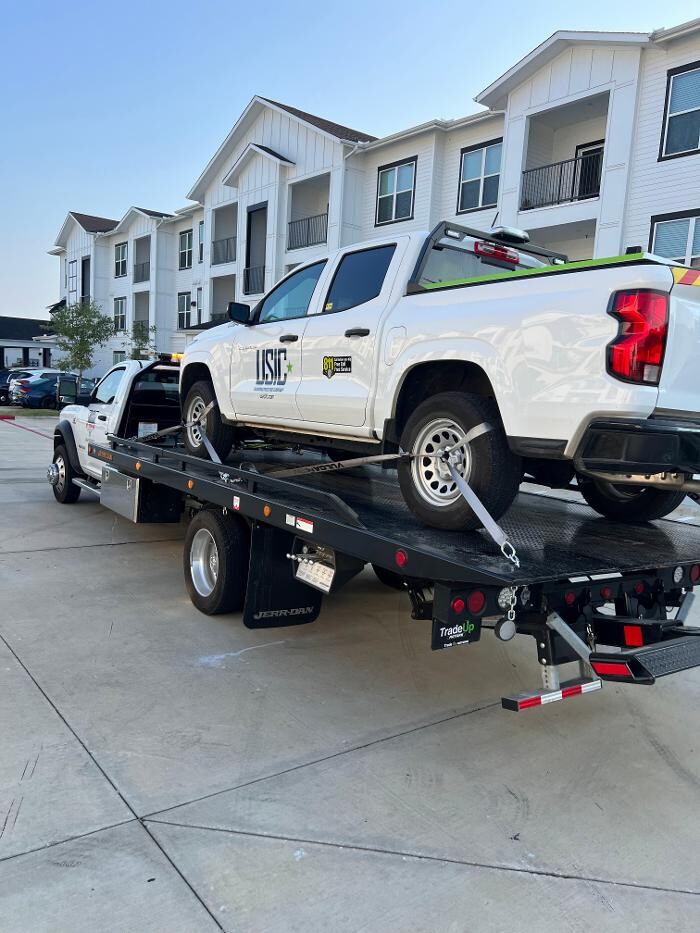 Images HT Towing and Transport