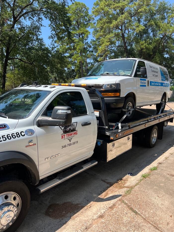 Images HT Towing and Transport