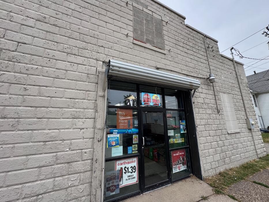 Images CoinFlip Bitcoin ATM - KC Brothers (Davenport)