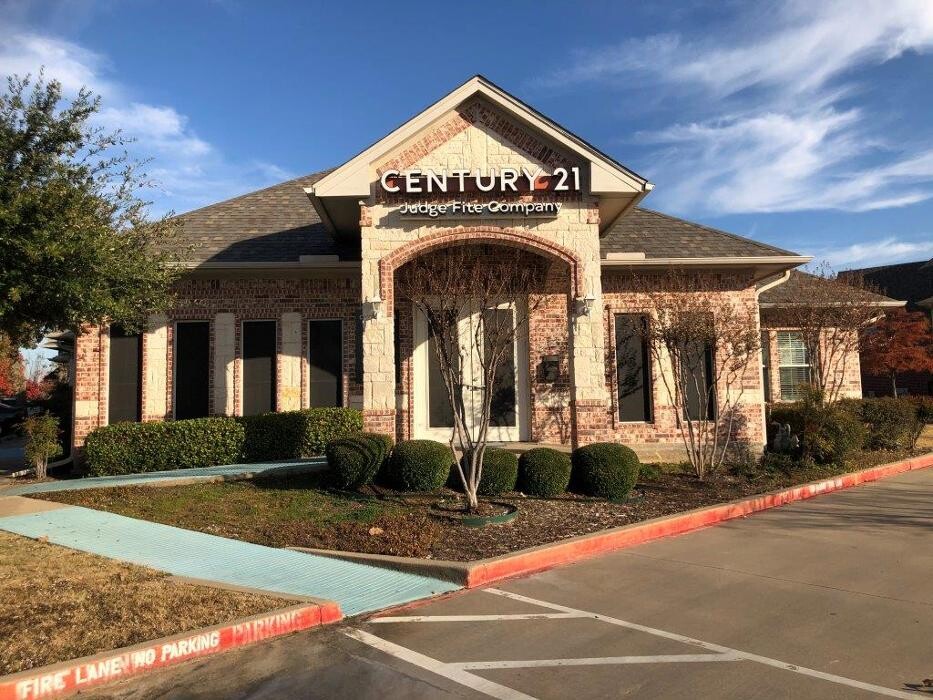 Images CENTURY 21 Judge Fite Company