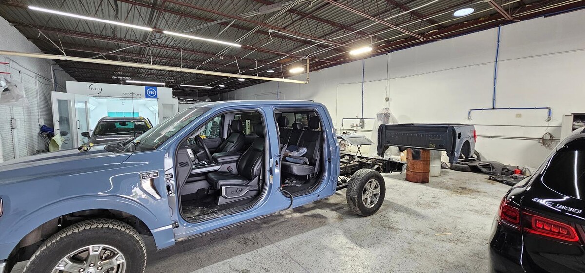 Images Iskom Collision Center