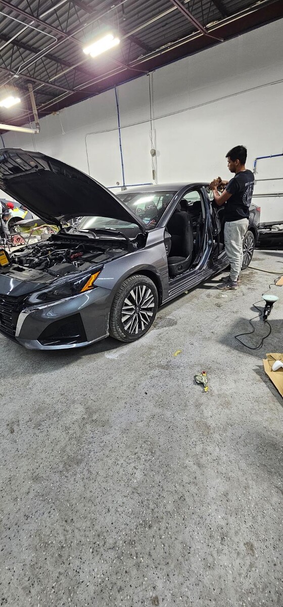 Images Iskom Collision Center