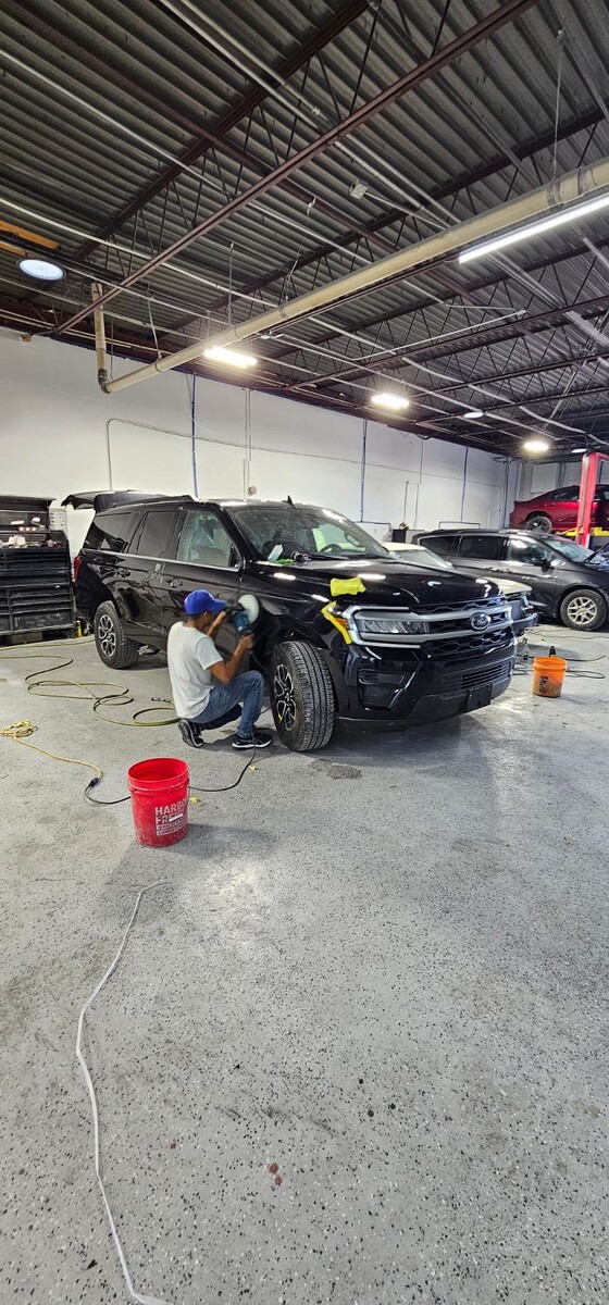 Images Iskom Collision Center