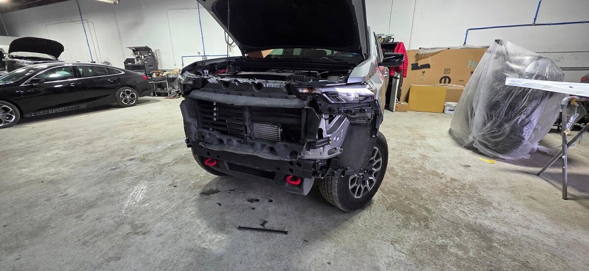 Images Iskom Collision Center